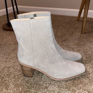 André Assous Venice Bootie (Women)